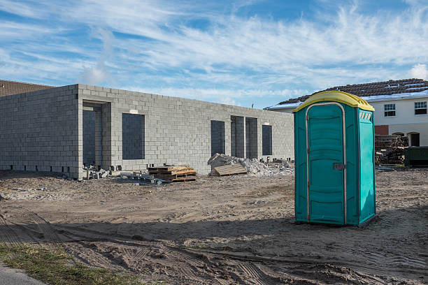 Best Affordable portable toilet rental  in St Francis, MN